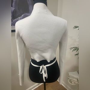 Babaton Sculpt Knit Tie-Back Longsleeve